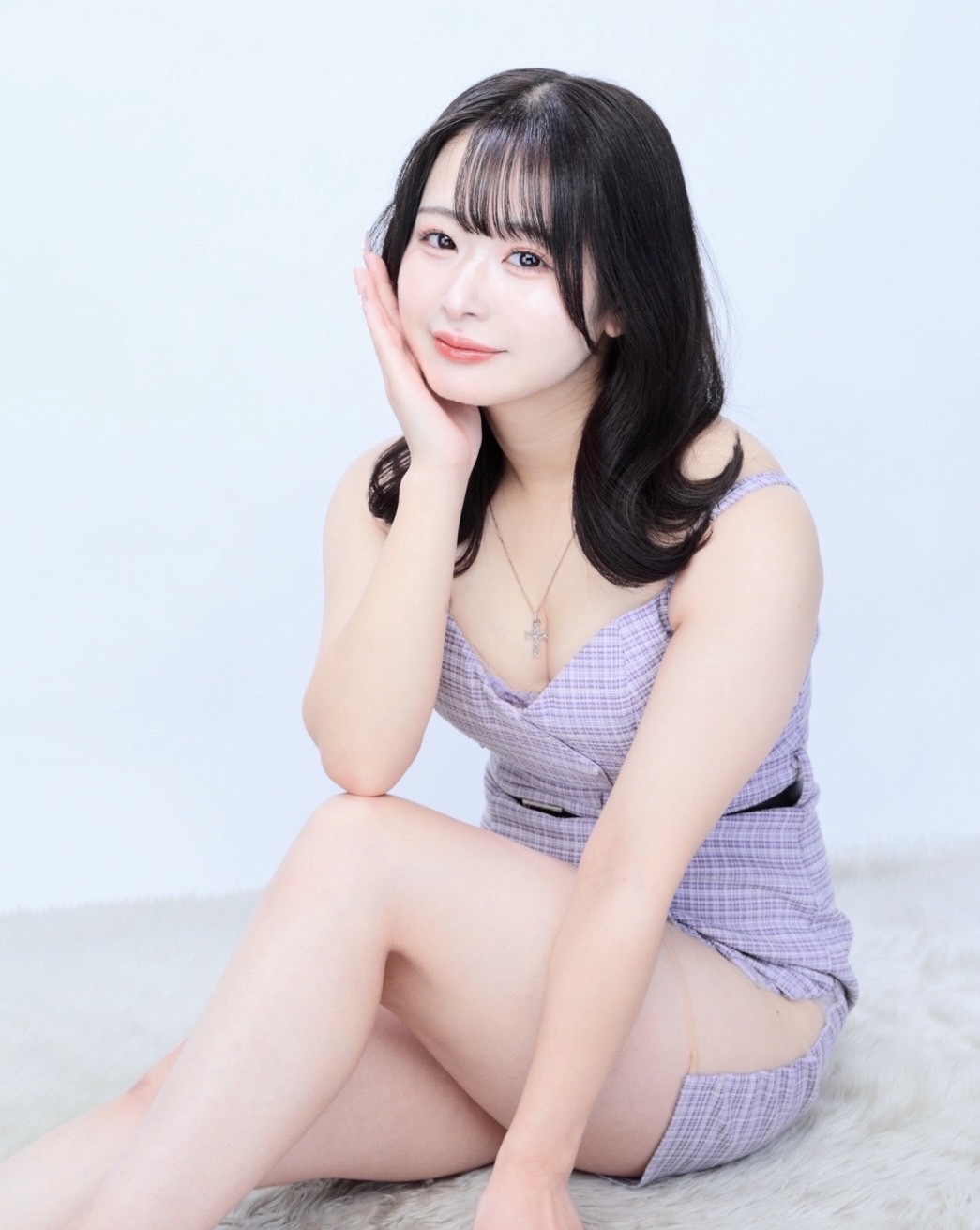 愛沢すず